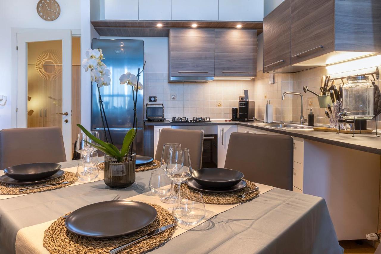 Cavour Elegante Loft In Centro Apartment Macerata Luaran gambar